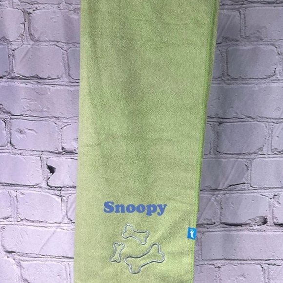 Custom embroidered pet microfiber towel green - Picture 1 of 4